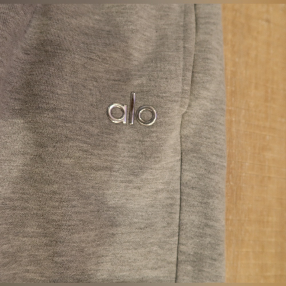 ALO Yoga Gray Track Pants - Picture 6 of 6